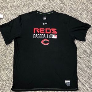 Men’s Nike Reds Baseball Shirt